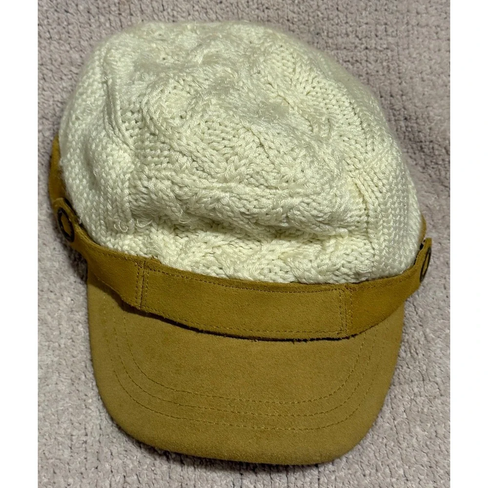 Cable Knit Newsboy Cap Ivory Tan Faux Suede Brim Baker Boy Cabbie Hat Women